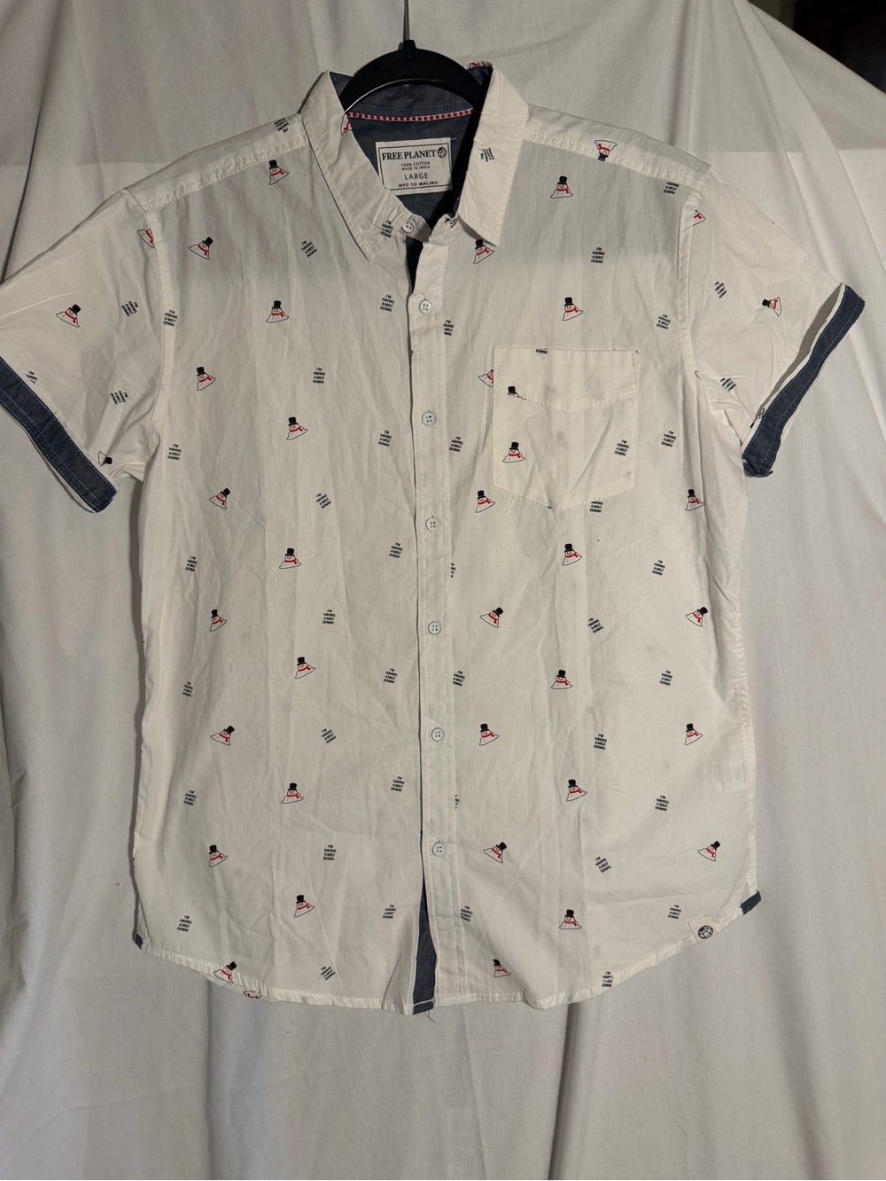 #428 Men’s Free planet casual dress button down Christmas shirt